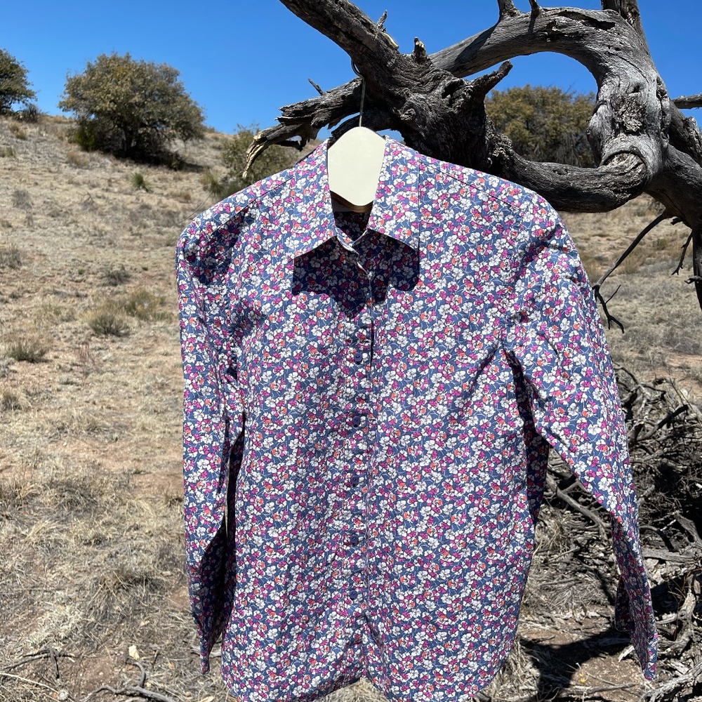 Orvis Floral Size 12 Women's Long Sleeved Shirt